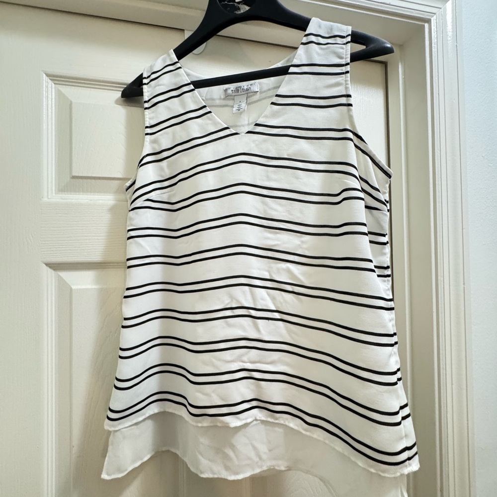 White House Black Market Asymmetrical White and Cream Tank Top